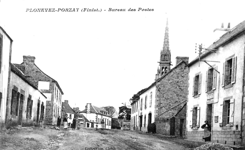 Ville de Plonévez-Porzay (Bretagne).