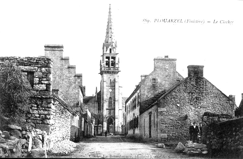 Eglise de Plouarzel (Bretagne).