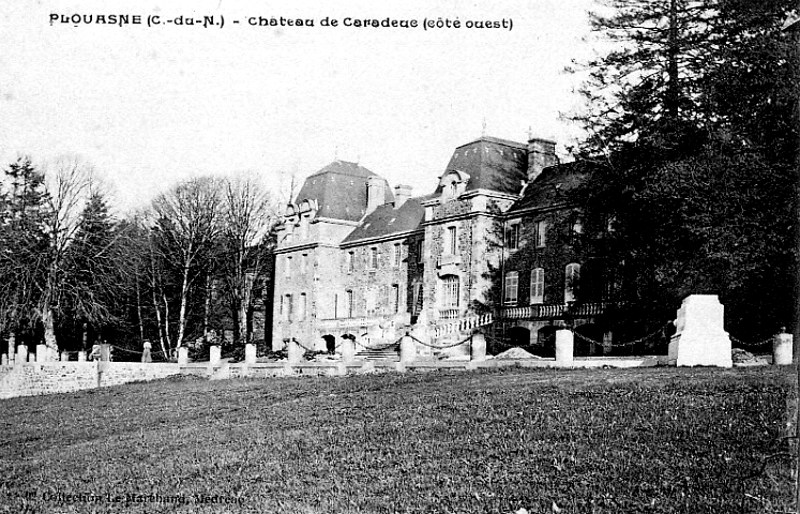 Ville de Plouasne (Bretagne) : chteau de Caradeuc.