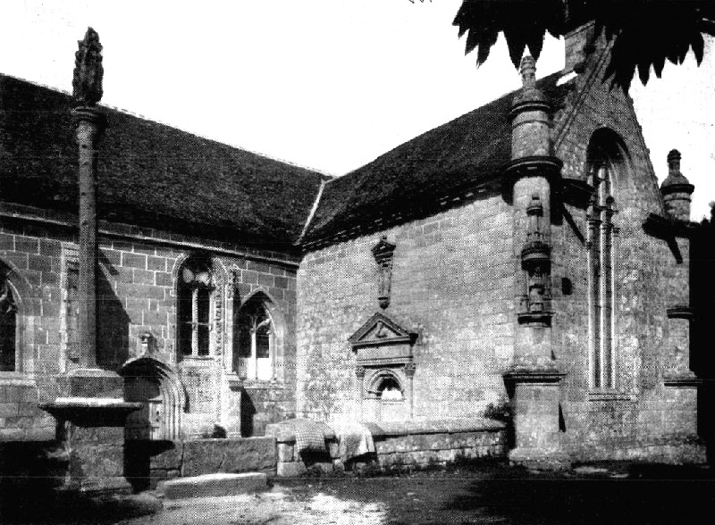 Chapelle Notre-Dame de Kerfaoues ou Kerfons en Ploubezre (Bretagne).