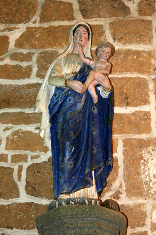 Ploubezre (Bretagne) : chapelle de Kerfons