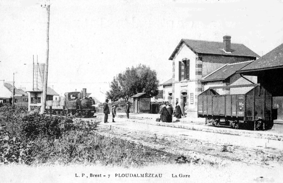 Gare de Ploudalmézeau (Bretagne).