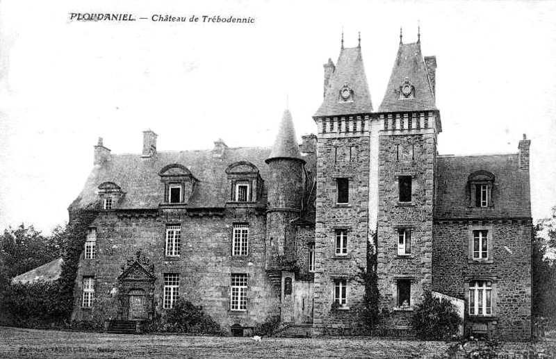 Chteau de Trbodennic  Ploudaniel (Bretagne).