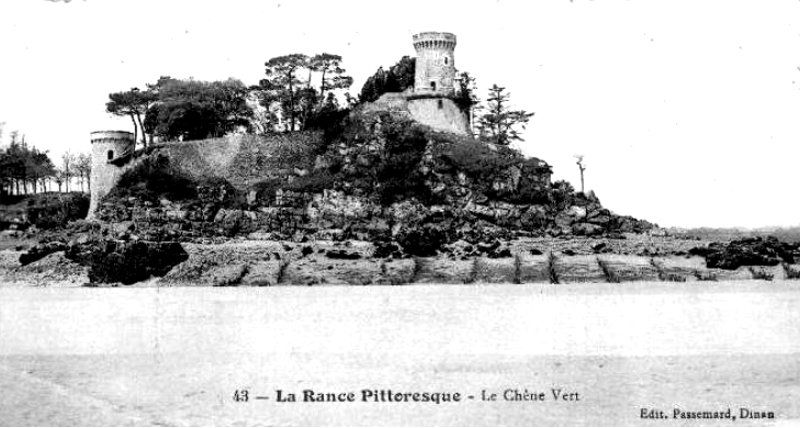 Ville de Plour-sur-Rance (Bretagne) : tours du Chne-Vert.