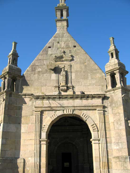 glise de Plougasnou (Bretagne)