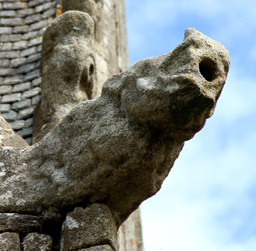 Gargouille de l'glise de Plougonver, en Bretagne