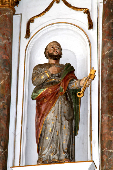 Statue de l'glise de Plougonver, en Bretagne