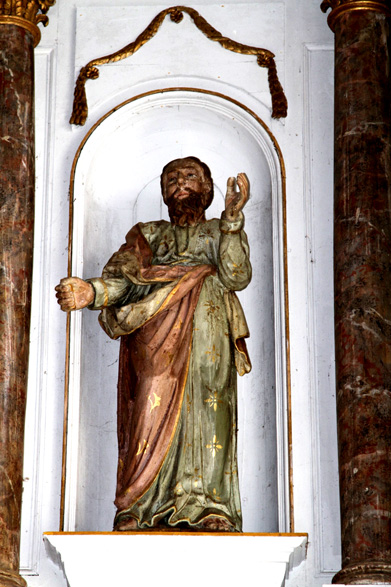 Statue de l'glise de Plougonver, en Bretagne