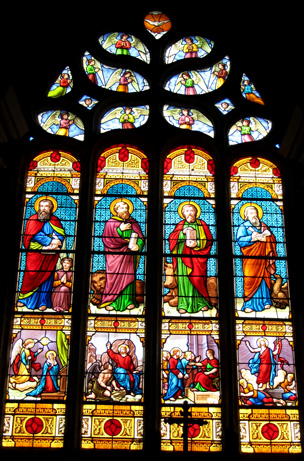 Vitrail de l'glise de Plougonver, en Bretagne