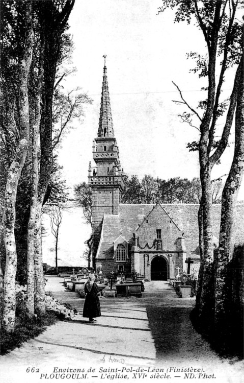 Eglise de Plougoulm (Bretagne).