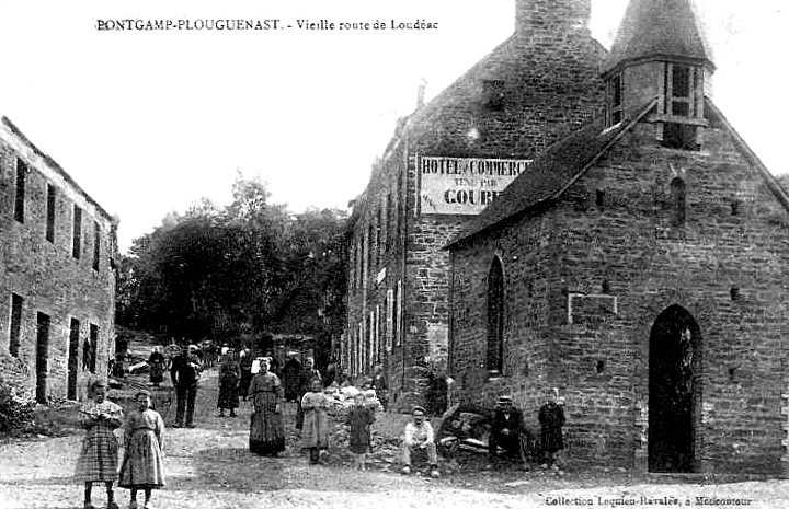 Bontgamp-Plouguenast (Bretagne).