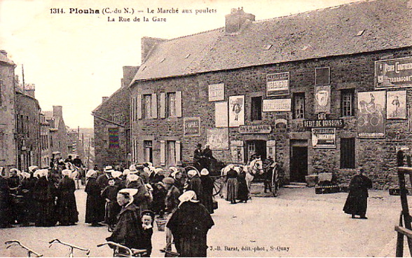 Plouha (Bretagne) : le march.