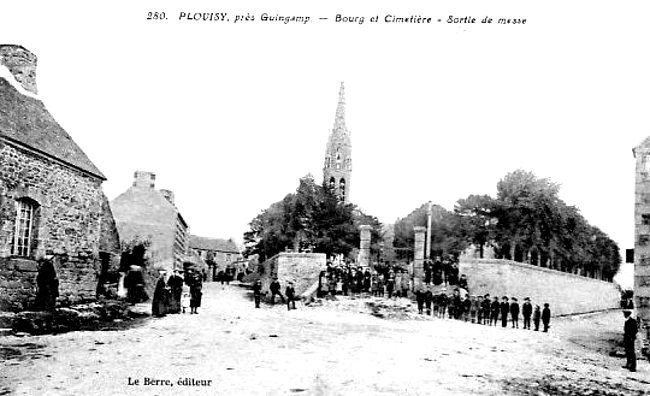 Ville de Plouisy (Bretagne).