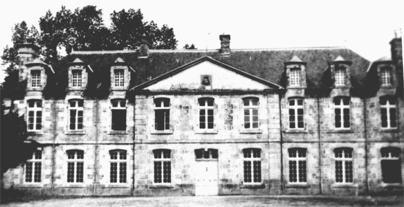 Château de Kerninon à Ploulec'h (Bretagne).