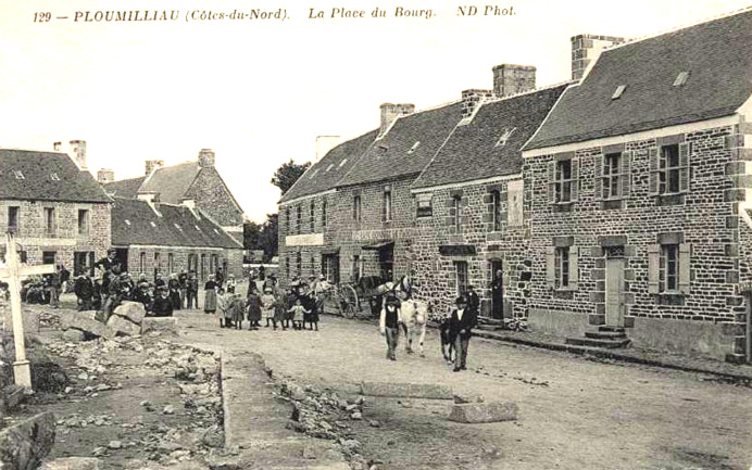 Bourg de Ploumilliau (Bretagne)