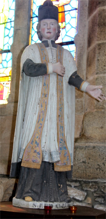 Statue de l'glise Saint Nrin de Plounrin (Bretagne).