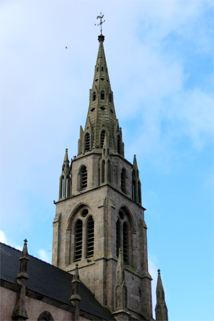 Eglise Saint-Nérin de Plounérin (Bretagne).