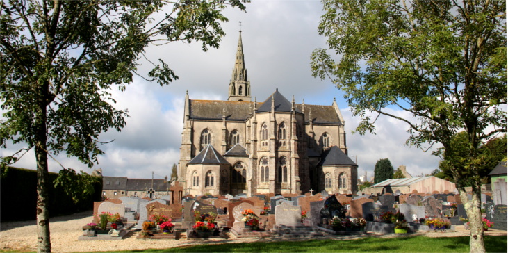 Eglise Saint-Nrin de Plounrin (Bretagne).