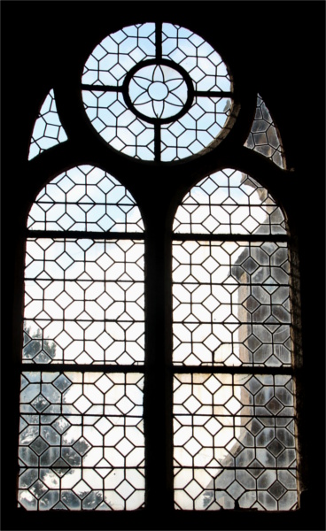 Vitrail de l'église Saint-Nérin de Plounérin (Bretagne).