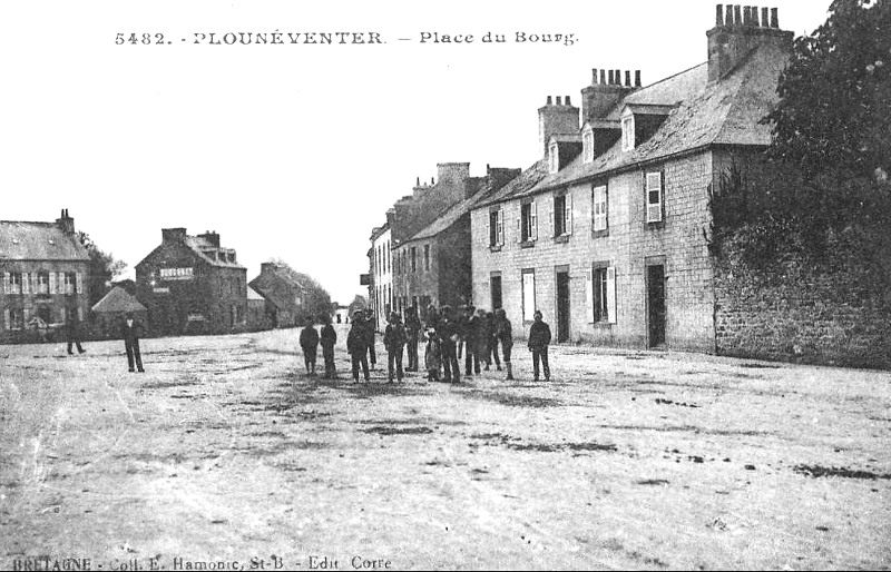 Ville de Plounventer (Bretagne).