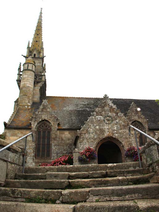 Eglise Saint-Pierre de Plounvez-Modec (Bretagne)