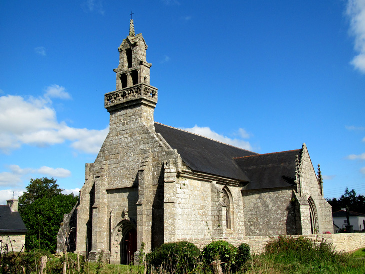 Plounvez-Modec (Bretagne) : chapelle de Keramanac'h