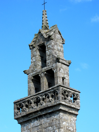 Plounvez-Modec (Bretagne) : chapelle de Keramanac'h