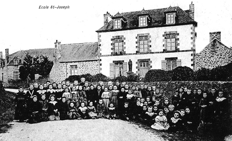 Ville de Plounvez-Quintin (Bretagne).