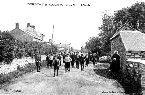 Ecole de Plourivo (Bretagne).