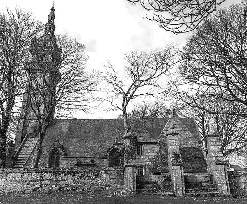 Ville de Plouzvd (Bretagne) : chapelle Notre-Dame de Berven.