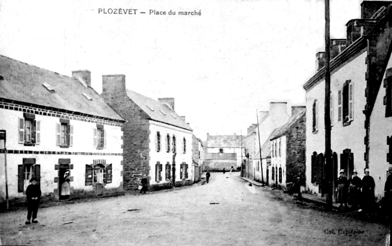 Ville de Plozvet (Bretagne).