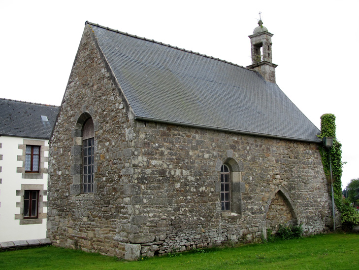 Plufur : chapelle Saint-Yves