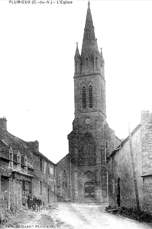 Eglise de Plumieux (Bretagne).