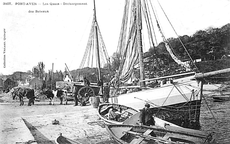 Quais de Pont-Aven (Bretagne).