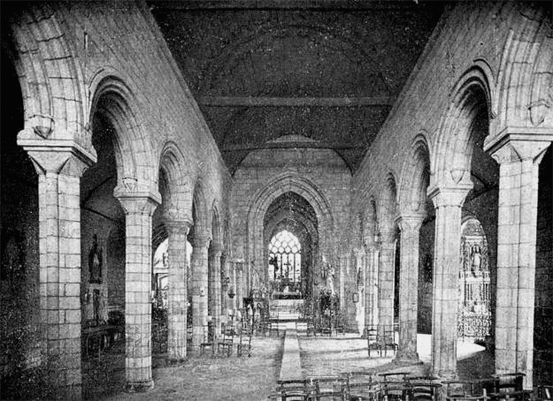 Nef de l'glise Notre-Dame de Roscudon de Pont-Croix (Bretagne).