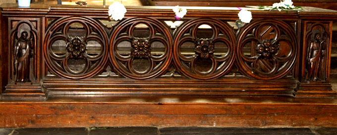 Balustrade de l'glise Saint-Jean-Baptiste de Pont-Melvez (Bretagne)