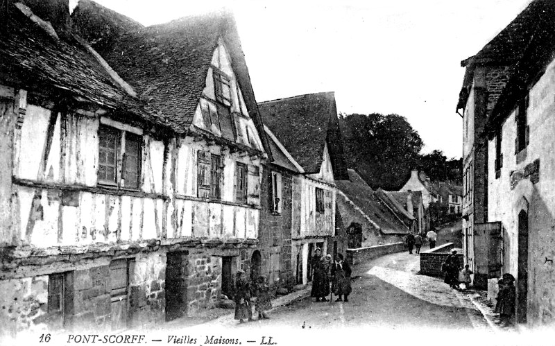 Vieilles Maisons de Pont-Scorff (Bretagne).