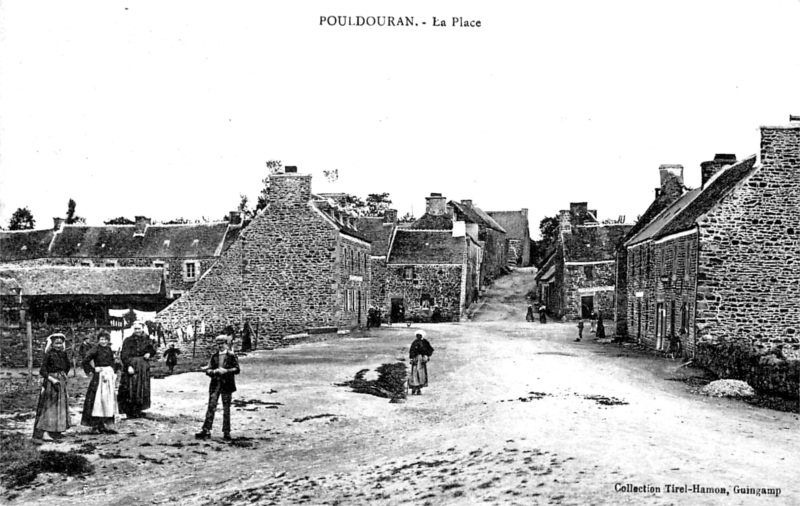 Ville de Pouldouran (Bretagne).