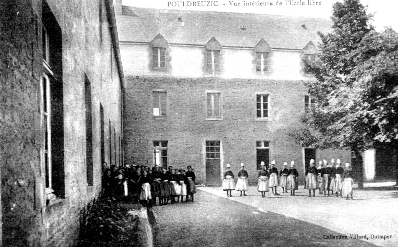 Ville de Pouldreuzic (Bretagne).