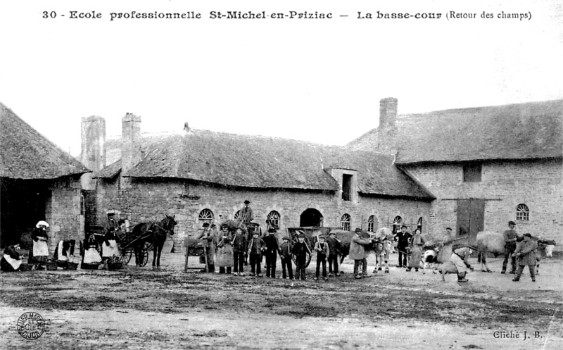 Ecole Professionnelle de Saint-Michel en Priziac (Bretagne).