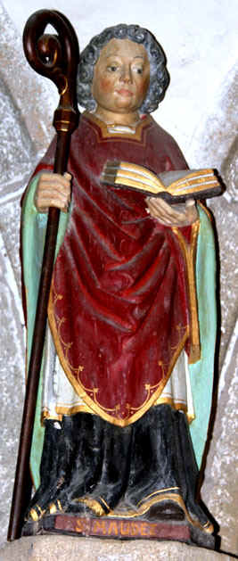 Statue de l'glise Saint-Herv de Quemperven (Bretagne)