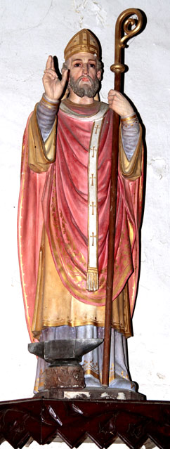 Statue de l'glise Saint-Herv de Quemperven (Bretagne)