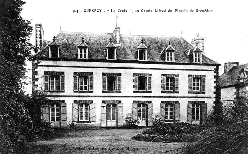Ville de Quessoy (Bretagne) : manoir de la Croix.