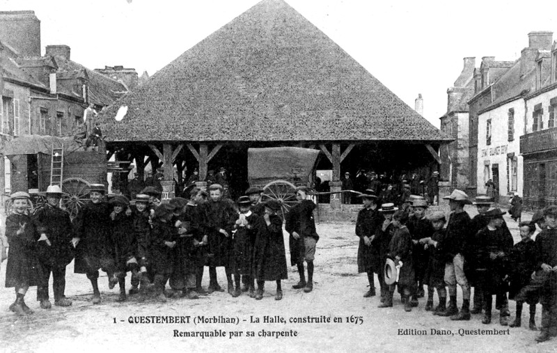 Halles de Questembert (Bretagne).