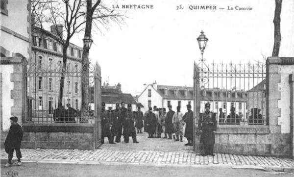 Quimper (Bretagne) : Ancien Sminaire - Caserne du 118me de Ligne.