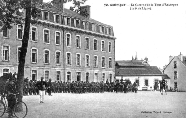 Quimper (Bretagne) : Ancien Sminaire - Caserne du 118me de Ligne.