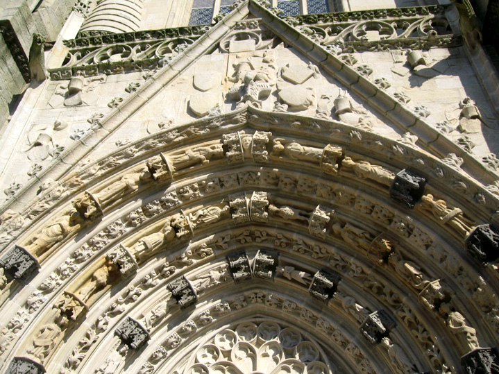 Quimper : cathdrale Saint-Corentin (portail d'entre)