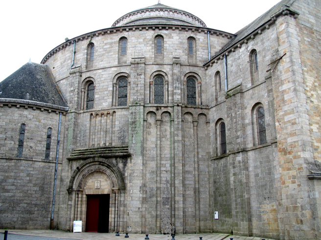 Quimperl : abbaye de Sainte-Croix