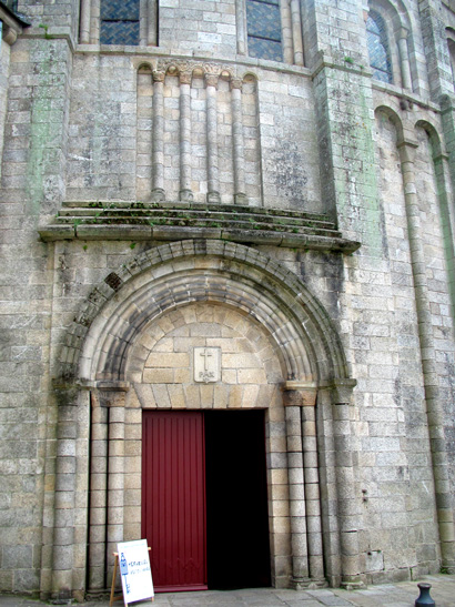 Quimperl : abbaye de Sainte-Croix