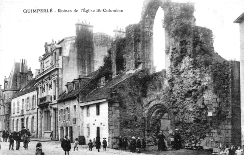 Quimperl (Bretagne) : ruines de l'glise Saint Colomban